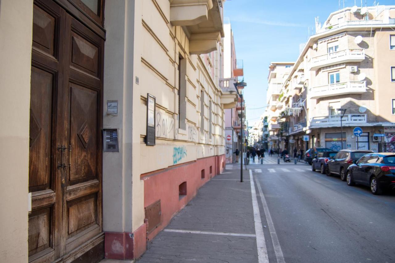 3 Suite Esclusive Con Balcone In Centro Citta, Mare A 450M, Prenota Ora! Pescara Exterior photo